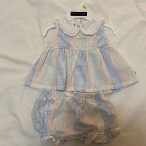Tommy Hilfiger Striped Pastel Seersucker Baby Outfit 3-6 Months